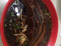 -小龙大肉面馆