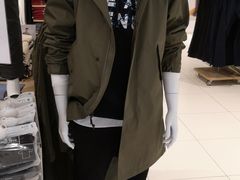 -优衣库(石家庄裕华万达广场店)