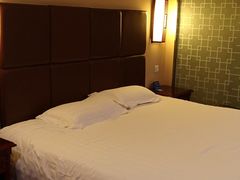 -如家旗下-成都蜀汉东路一品天下地铁站睿柏·云酒店