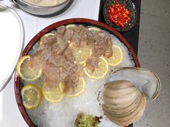 -红鼎豆捞·非遗鲍皇汤火锅(宝丰路店)