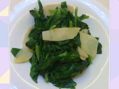 春筍爆豆尖-京尊烤鸭店JINGZUN(春秀路店)