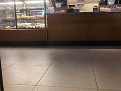 -星巴克(北京西站5号候车室)