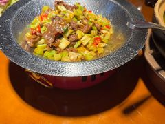 -魏铭鱼头捞饭(晋阳路店)