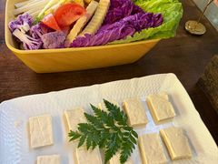 -花菇朵·云山雀 ll 野生菌锅·野果酸汤·精品滇菜(万柳店)