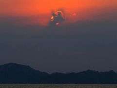 -双月湾情人堤
