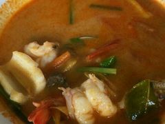 -Dang restaurant (patong phuket)