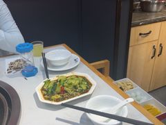 -鲁员外地锅鸡地锅鱼(古墩路店)