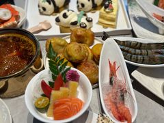 -雍容荟帝王蟹活龙虾展台自助(IFS黑金店)
