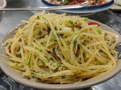 -味老大土碗菜(中山三路店)