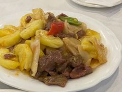 子萝炒牛肉-文记壹心鸡(宝华路店)
