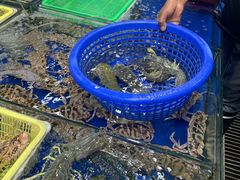 -拉威海鲜市场