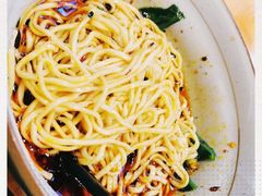 -呼啦面馆·头牌豌杂面(爱琴海店)