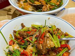 -李与白包子铺(桐梓林店)