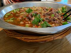 -兔行天下-鸿鹤鲜锅兔(中海国际店)