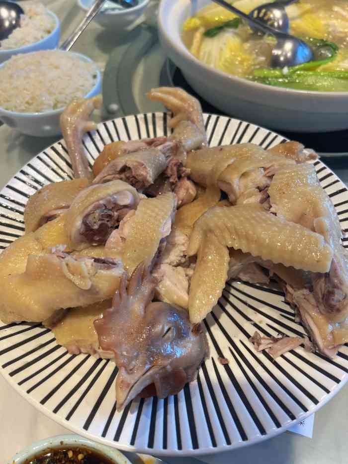 龙泉人椰子鸡(三亚旗舰店)-"来三亚旅行,最后一天大家都想吃正宗的