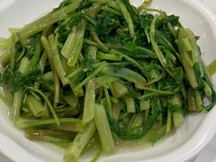 蒜泥空心菜-泰煌鸡·上海白斩鸡·沪菜(平利店)