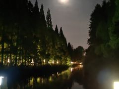 -上海怡沁园度假酒店