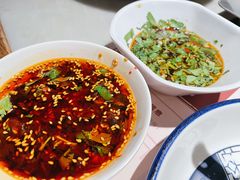 -尚尚仙·酸汤猪手·猪肚鸡火锅(华联万柳购物中心店)