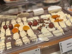 -香港唯港荟 Hotel ICON – The Market