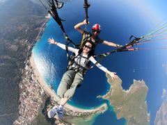 -费特希耶滑翔伞