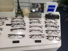 -优视力蔡司眼镜验配中心(越秀城市广场奥莱店)
