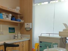 -上海仁爱医院口腔科 · 种植