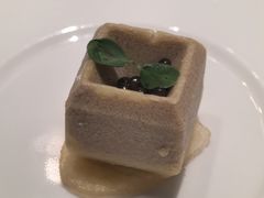 -玥轩YUE HIN(IFS国际金融中心店)