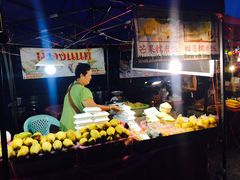 -芒果糯米饭摊子