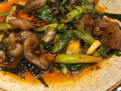 -万重锦·人文川菜馆(骡马市店)