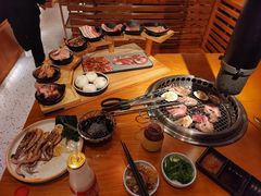 -拾勝牛·江景安格斯烧肉放题(江湾阳光天地店)