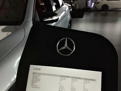 -天津波士信达奔驰4S店(卫津南路店)