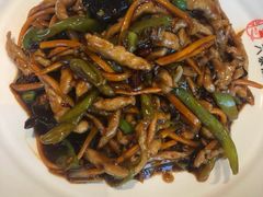 鱼香肉丝-六泰居·尔滨地标·东北菜(松北店)