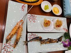 -青瓦餐厅·生鱼片·韩园烤肉(西塔店)