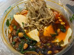 -老五鸡丝豆花面粉(瑞金北路68号院店)