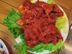 骰子牛肉+秘制小黄牛-八木轩·寻味大理白族民俗餐厅(文献路店)