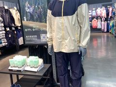 -迪卡侬(越秀公园店)