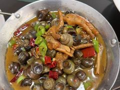 -芦茨金富饭庄·25年老字号·专做稻草鸡