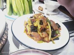 辣炒牛蹄筋-丁里羊肉小镇(太宁路口店)