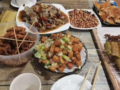 -郑享吃烧烤烩面(红专路店)