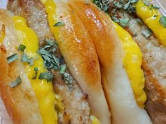 -金色麦甜糕点(面包.蛋糕.华苑店)