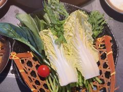 -湊湊火锅·茶憩(杭州湖滨银泰in77店)