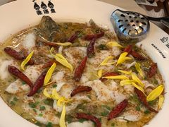 -渔语鱼新川菜Bistro(万象天地店)