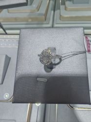 -锦荣钻石