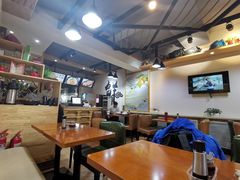 大堂-正居鲜面(军工店)