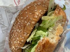 -The Habit Burger Grill 哈比特汉堡(复兴soho店)