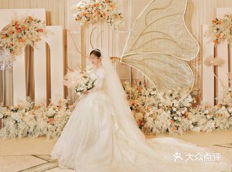 选店理由: 我跟我老公选了很多家婚礼策划，也不断的在