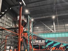 -极限PLAY运动娱乐新世界·团建派对潮玩休闲馆·室内蹦极高空游乐园