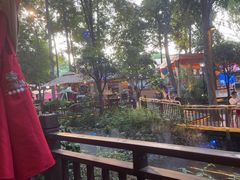 -二荆条·蜀鲜汇城市森林火锅