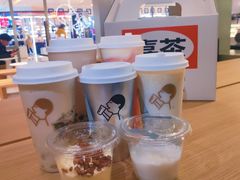 -喜茶(杭州滨江宝龙店)