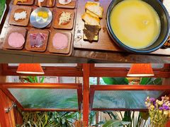 -银米·云南传统过桥米线(双廊黑金冠店)